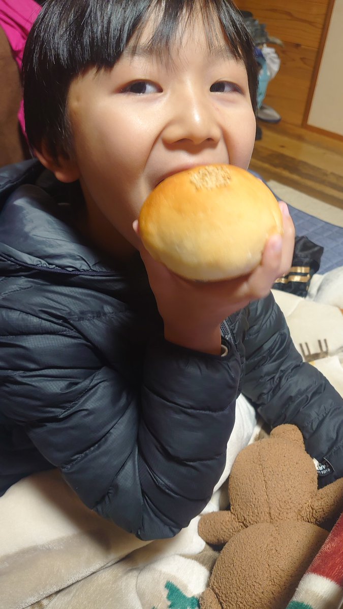 k6a_capuci's tweet photo. @alba35776052 いただきます😋
5個じゃあ足りなかったかも😅 https://t.co/Tbfa577ybC