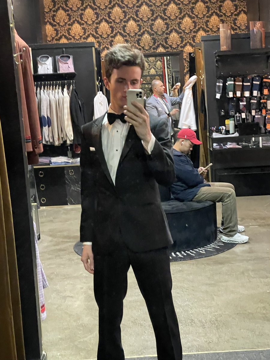 🤵🏻‍♂️