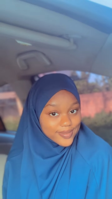 _Fizzah__'s tweet photo. If i gv u my WhatsApp number, would you call me🥰 https://t.co/fYnYzr9Veo