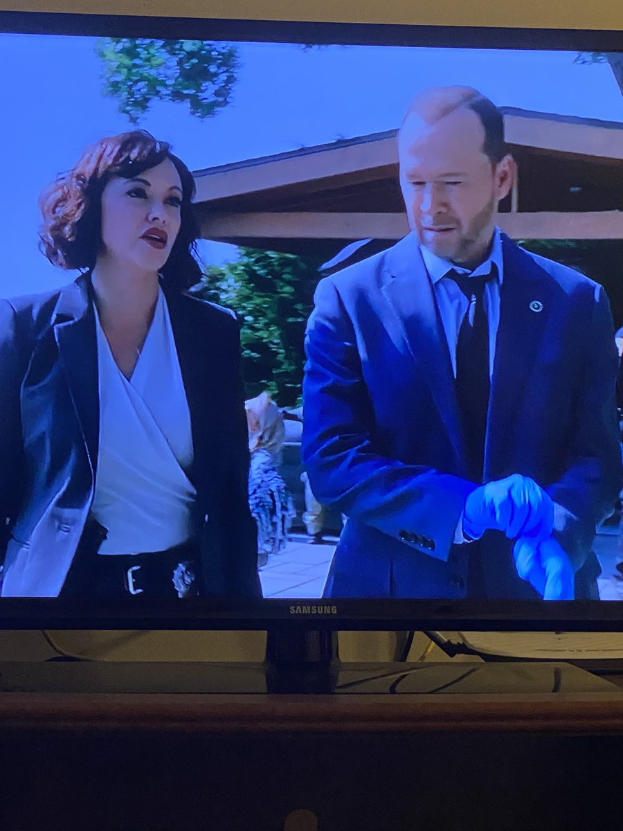 megspptc's tweet photo. @DonnieWahlberg If it’s on my tv one more time I gotta watch #BlueBloodsFinale #ThanksBlueBloods 🫡💙❤️ https://t.co/aploGnkIm3
