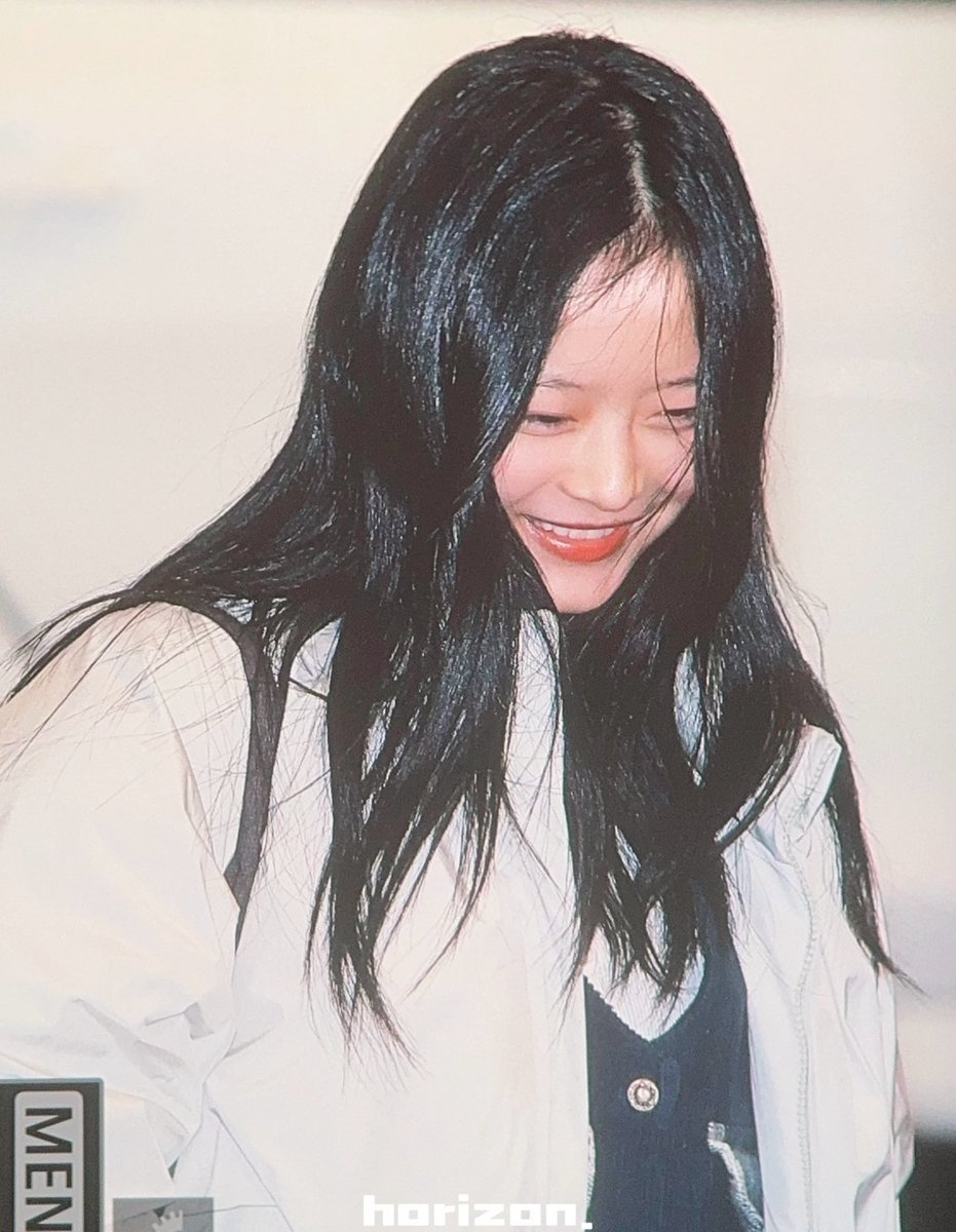 hanni looks tweet media