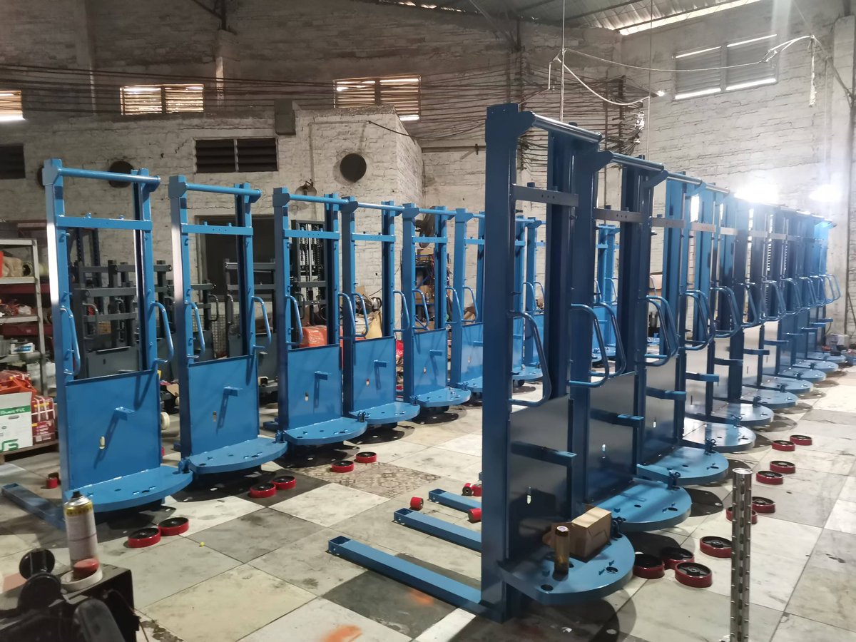NiuliForklift's tweet image. Semi electric stacker assembly and testing
#semielectricstacker #stacker #materialhandling
#pallestacker #electricstacker