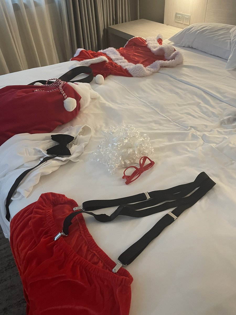 SubMuscleDom tweet media