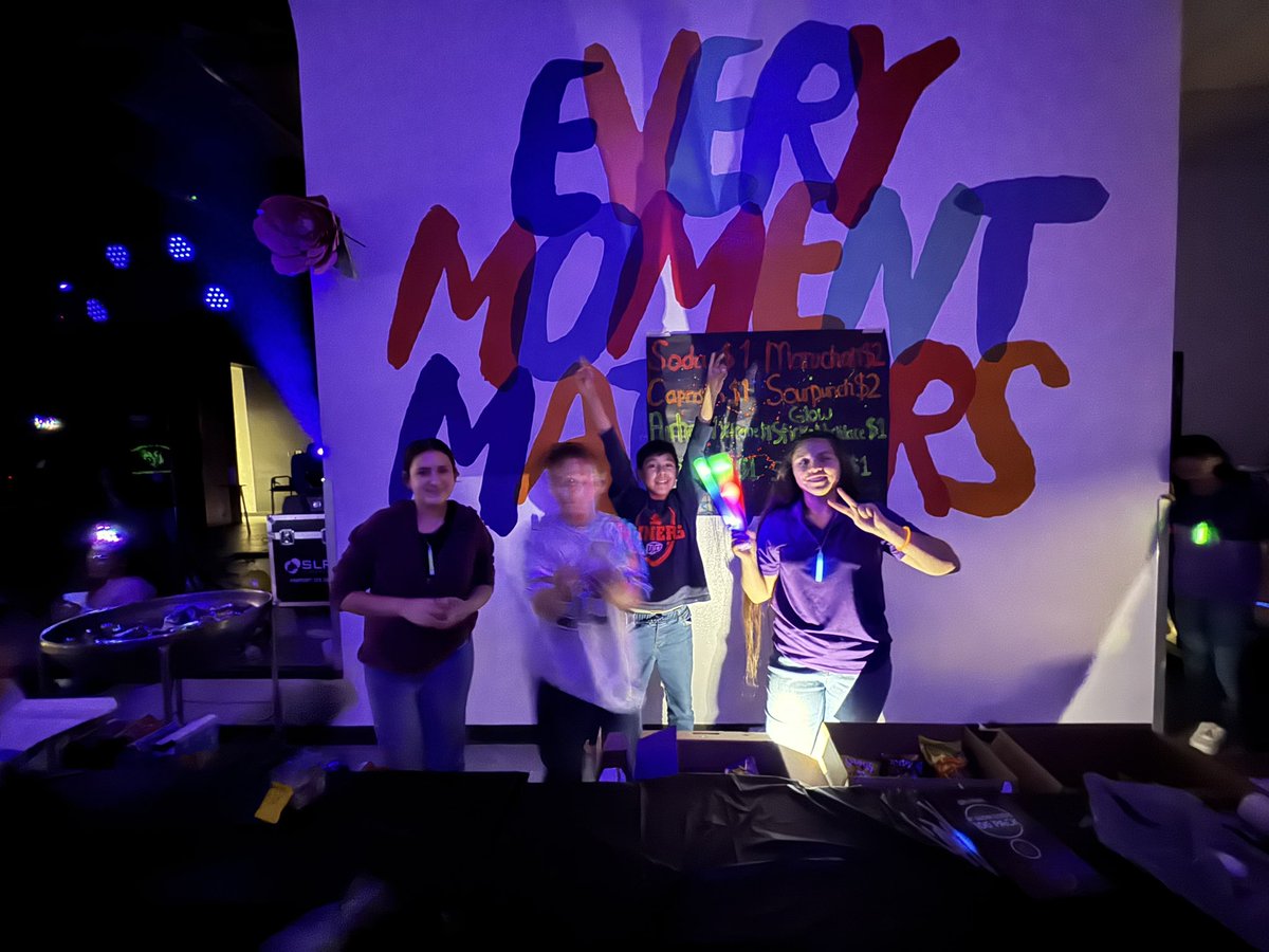 STorres_SES's tweet photo. Serna TSA’s Mother Son dance was a success thanks to our wonderful students. @ESerna_PK8 https://t.co/HzrY5Tkltv