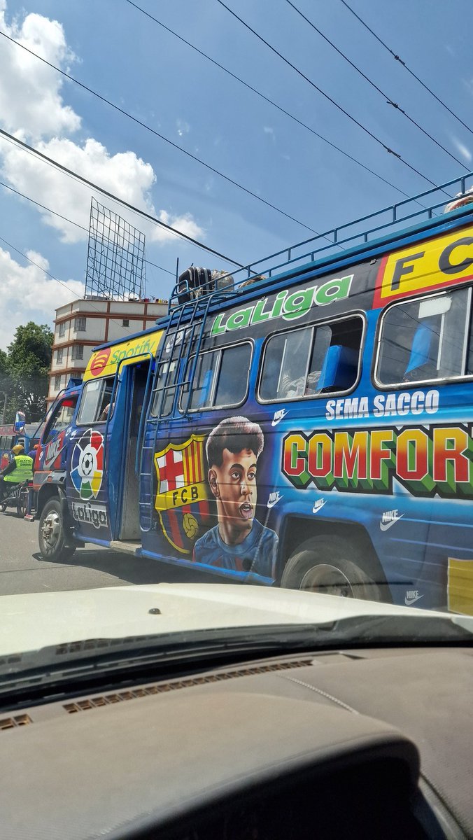 KitamboSafaris's tweet photo. #LamineYamal en Nairobi 🇰🇪🚍

@FCBarcelona @FCBarcelona_es @LaLiga https://t.co/JePBfSc5m0