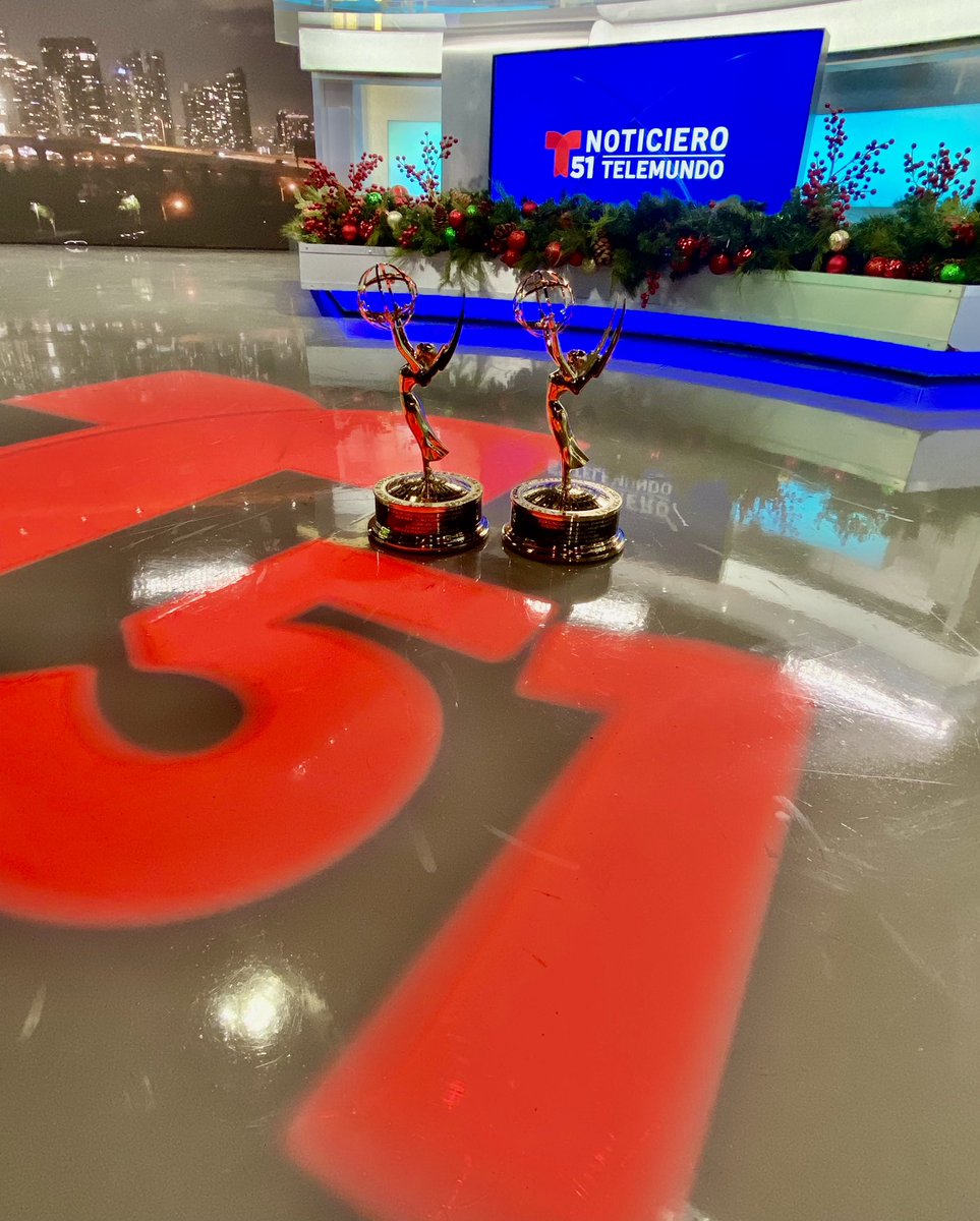 LiliColan's tweet photo. And the Emmys goes to: ME! Aquí están. Feliz de recibir estos dos premios #emmys más. Mis primeros como #ProductoraEjecutiva por el Noticiero 11pm Súper Martes y el especial de huracán 2024. GRACIAS 🙏🏽 https://t.co/vRcGXGuBbA