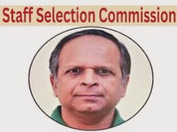 abhinaymaths's tweet photo. #BPSC की #70वी परीक्षा में सवाल खड़े होते ही bpsc के चेयरमैन ने कम से कम #press कॉन्फ़्रेस करके अपनी बात तो रखी !
#SCC की परीक्षाओ में नॉर्मलाइजेशन को लेकर परीक्षाओ में इतनी गड़बड़ियों पर सवाल खड़े होने पर भी चेयरमैन के कानो पर जू तक नहीं रेंगी ।

इससे ये साफ़ होता है की #SSC के चेयरमैन को ना ही युवाओ के सवालों से कोई फ़र्क़ पड़ता है ना ही चेयरमैन साहब को पद की गरिमा से कोई मतलब है 
शर्मनाक !

#SSC_JAWAB_DO 
#SSC_SCAMMER
#boycott_media