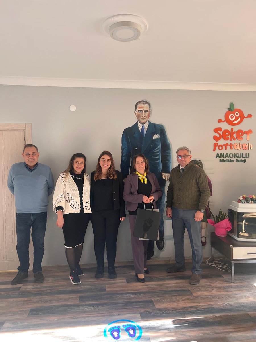 Bahçeşehir Koleji ailesi olarak Şeker Portalı Anaokulunu ziyaret ettik. Eğitimin her kademesinde kaliteyi ve inovasyonu esas alıyor, geleceğin güçlü bireylerini yetiştirmek için el ele vermeye inanıyoruz.