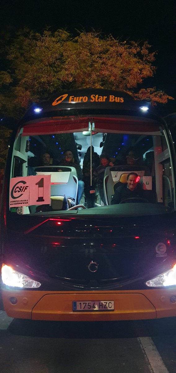 CSIFExtremadura's tweet photo. En marcha la delegación extremeña que viaja a Madrid para manifestarse a favor de la continuidad de Muface en una concentración organizada por @CSIFnacional 
#MufaceNoSeToca https://t.co/3koplge5Dt