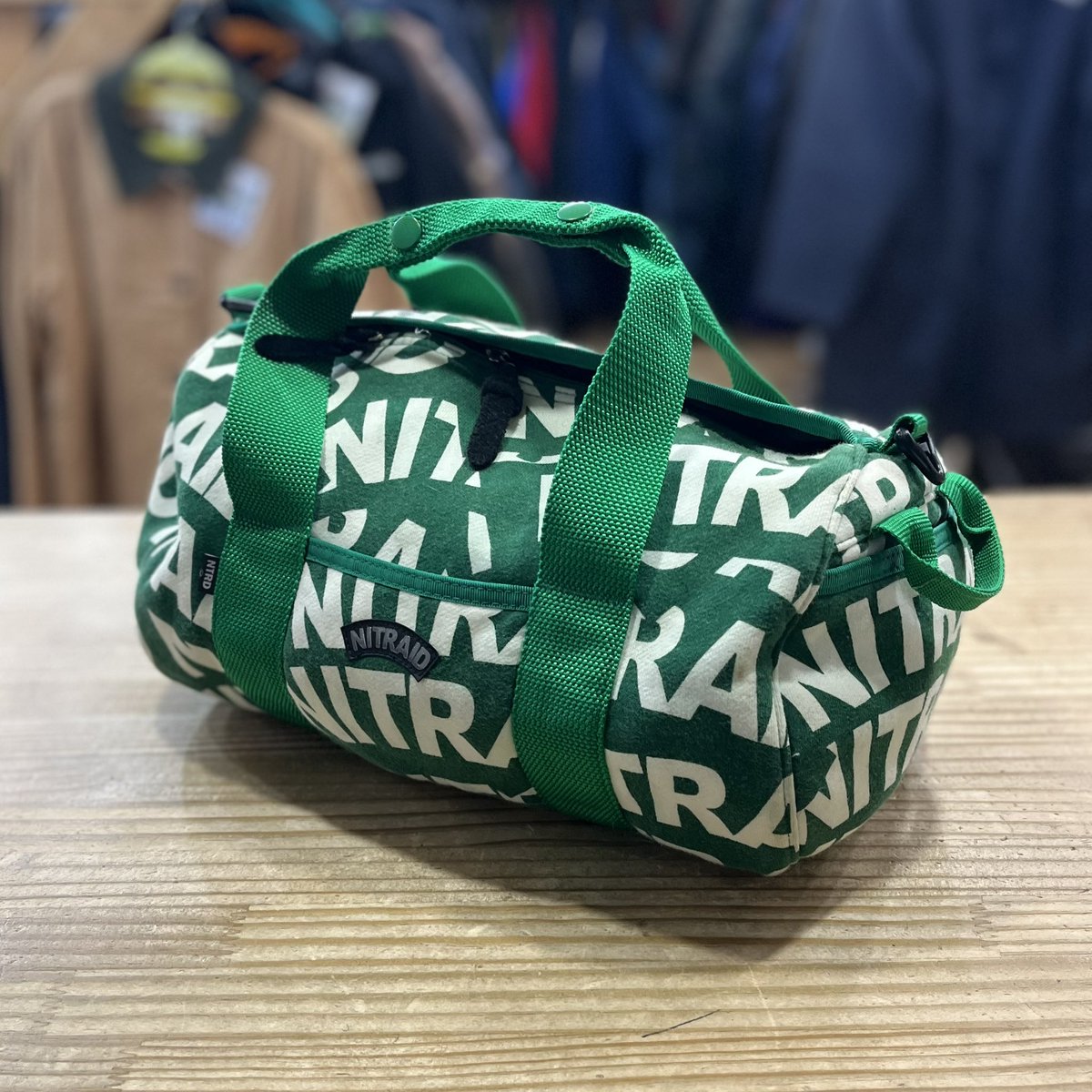 390Day's tweet photo. "NITRAID"
.
PRICE…¥390-
.
#山梨 #古着屋 #days
#古着 #nitraid https://t.co/liyKe5ihIA