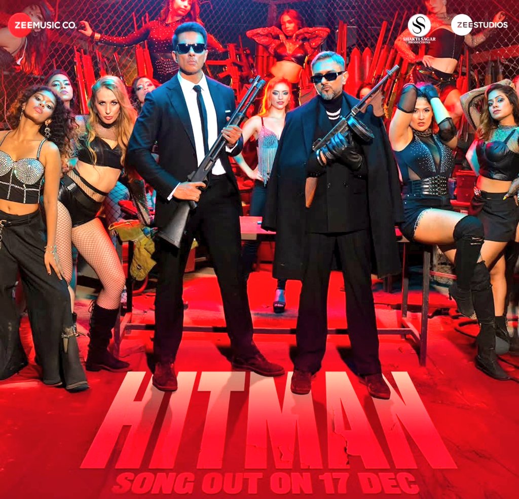 YoYoXJabraFan's tweet photo. HITMAN SONG 🤯🔥 YO YO HONEY SINGH X SONU SOOD - RELEASING THIS 17 DECEMBER 👀 https://t.co/FrbubiucTI