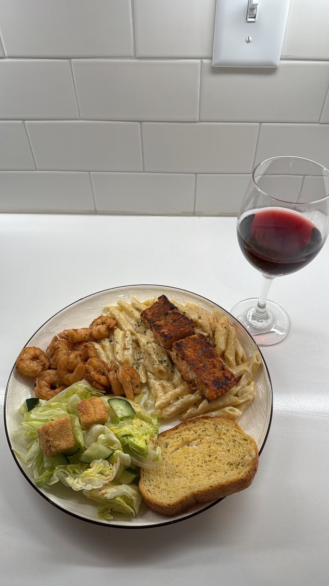 JadaTimpson's tweet photo. What I bought vs what she cooked🤏🏾 https://t.co/YB5JfvVNnd