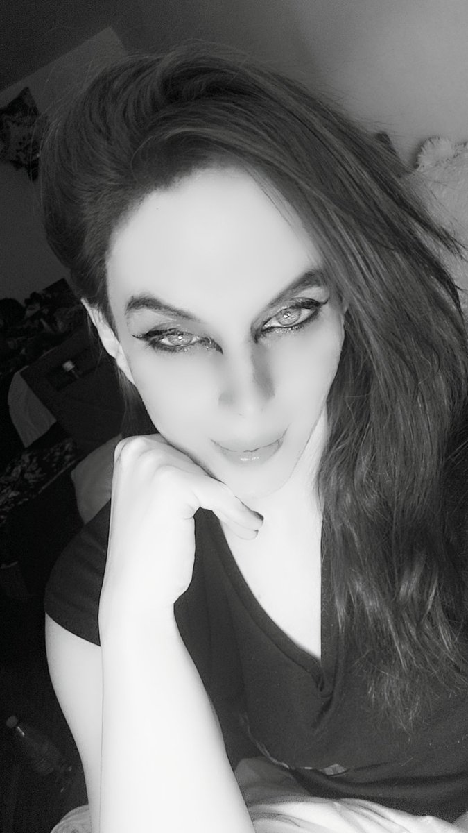 Just_HerProblem's tweet image. Fashionably late as my norm but happy #spoptwttselfieday. Hope ya'll are well