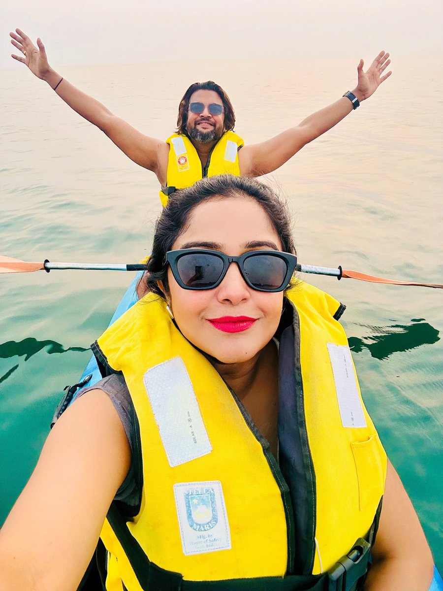 sayantani8's tweet photo. "Agonda's shores, where paddles meet paradise."🌊🚣🏖️
#latepost
#goa #recentthrowback #withbro #travelphotography #beach #sand #saltyair #kayaking #agondabeach #holidays #withbro #travelgram #november #travelstory #traveladdict https://t.co/aKfVO6g1xR
