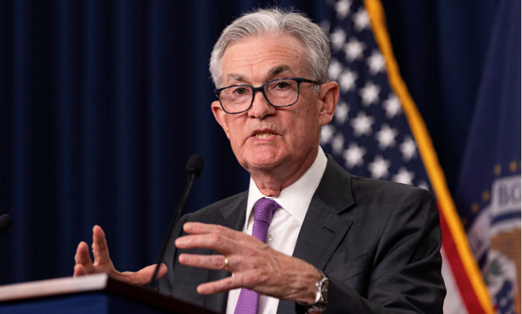 FxFxexpert5's tweet photo. #Traders  are now focusing to the #Fed’s #monetarypolicy meeting on December 17-18, with traders predicting a 93% chance of a 25 basis points (bps) #ratecut via data from the #Chicago  Board of Trade (#CBOT)
#investors  will eye #FedChair #Jerome #powell 's #pressconference
#CPI https://t.co/rBZ3O7aeTP