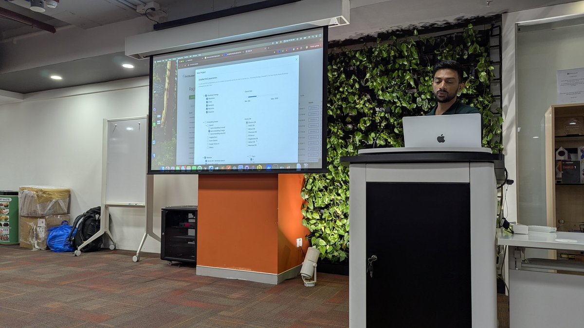RahulSinghD24's tweet photo. Attended the Neo4j event—great insights on graph databases!
@ Microsoft Reactor, Bengaluru
@neo4j #GraphTheFuture https://t.co/5ka4s5Sor0
