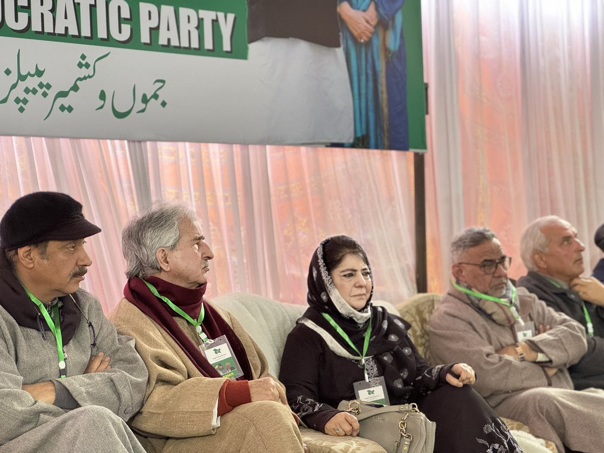 jkpdp's tweet photo. The PDP General Council meeting, chaired by Party President Mehbooba Mufti, is underway at the party headquarters in Srinagar. https://t.co/0U5YsWsZlc