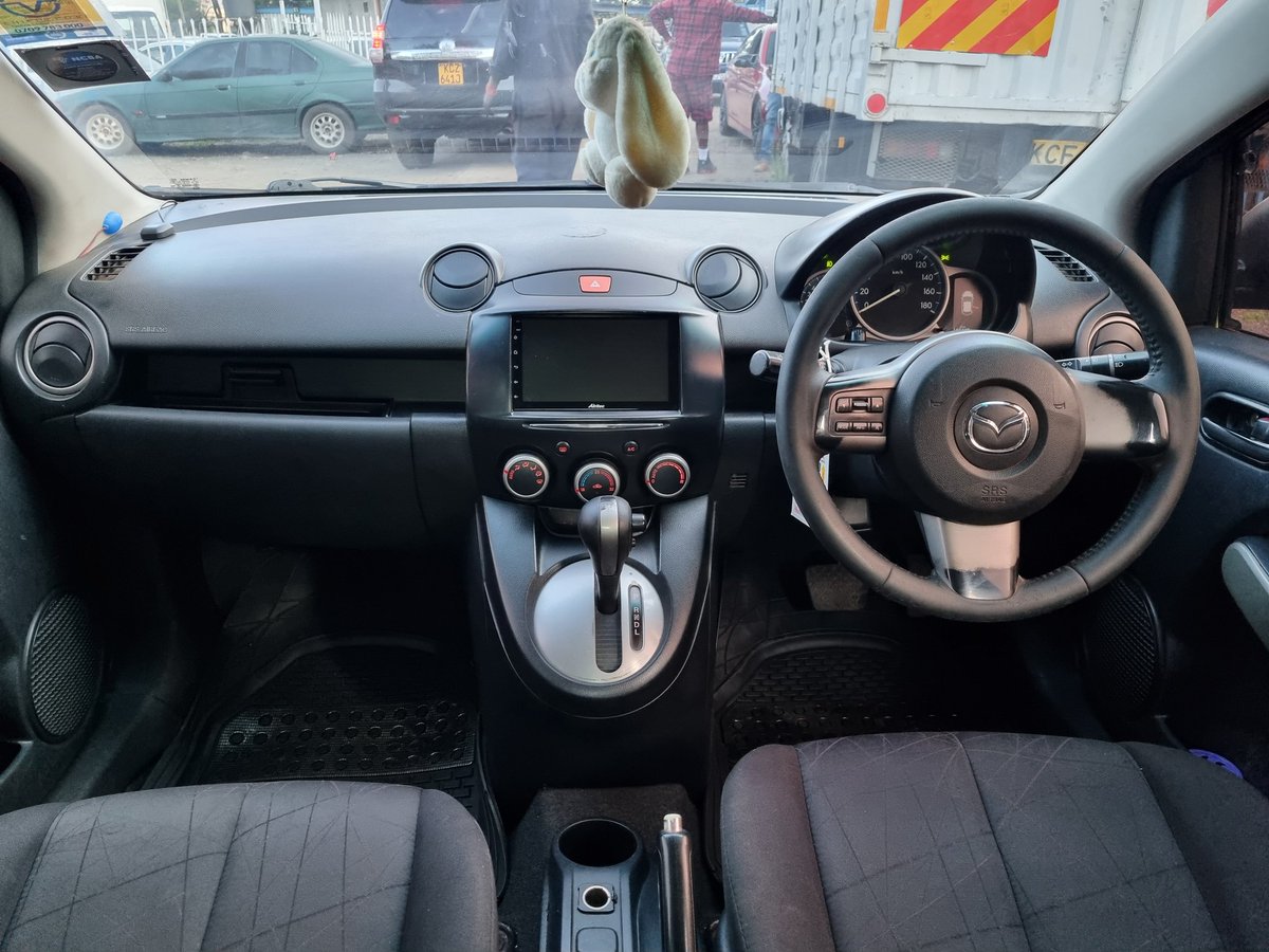 SirKenneth_'s tweet image. 🔥Quick 💥Sale 🔥

MAZDA DEMIO 
YOM : 2012
1290cc
SKYACTIV i-Stop 
Android Radio 
Automatic  
Key Start
14" Alloy Rims 
Asking : Ksh. 499,000/- Negotiable 

Enquiries : ☎️0724345550☎️
Kenneth 

#MasculinitySarurday  #BlackNovember #ProudlyKenyan  #KasongoDelivers #DecemberDeals