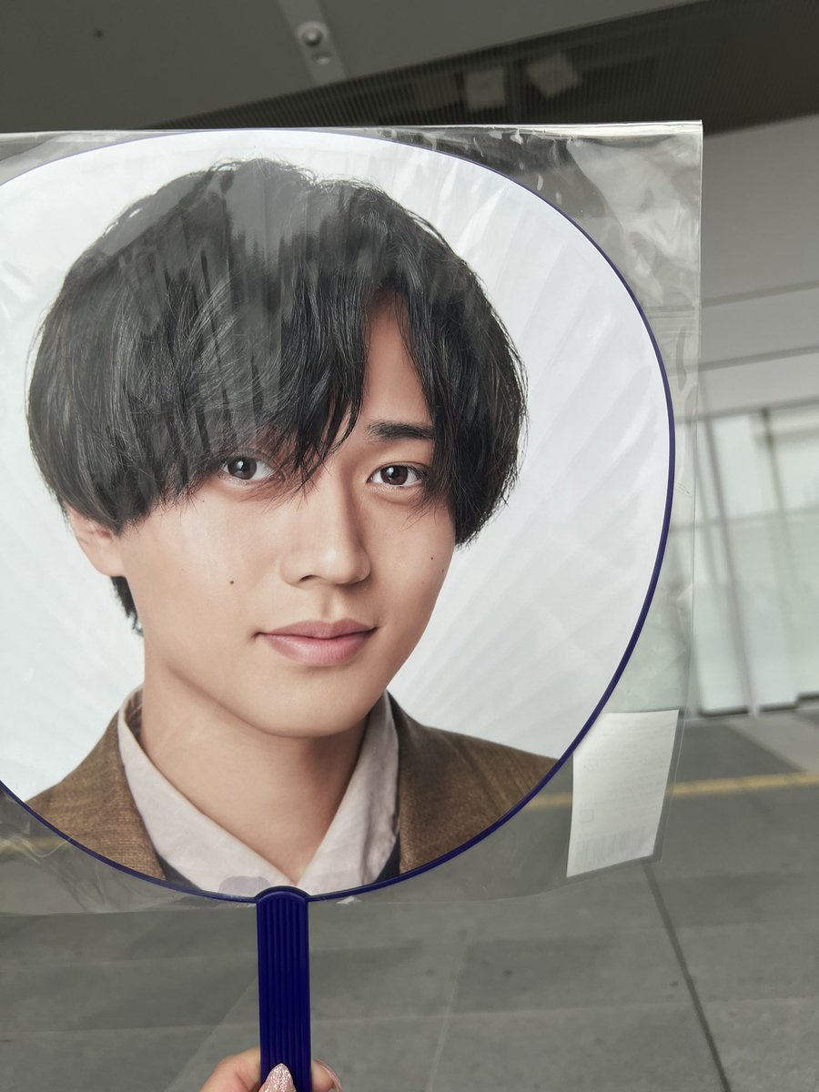rin95rin's tweet photo. エコパ と新潟
(時差がひどい)

新潟なんて会場で廉のうちわの写真しか撮ってない
雪の動画撮ってるのに笑 https://t.co/Qu60Yv8Ejw