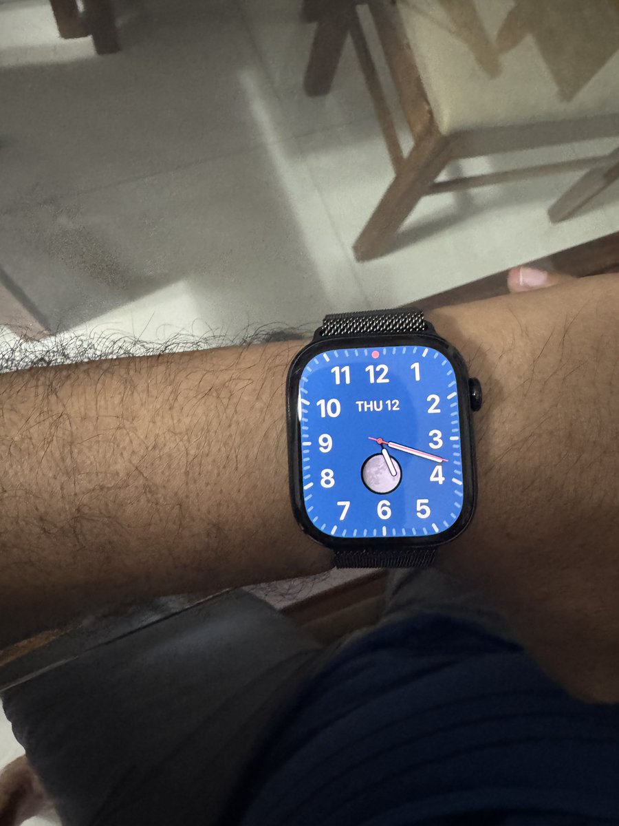 sri50's tweet image. Indians go back to #Analogue Wrist Watches as #Digital Wrist Watches sales plummet! Reason - “the smart phones would worsen anxiety 😟 levels with regular e-mail notifications, WhatsApp messages and other invasive technologies!”
Source - ET