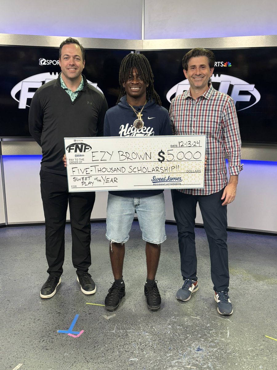 Ezy Brown C/O ‘25 tweet media