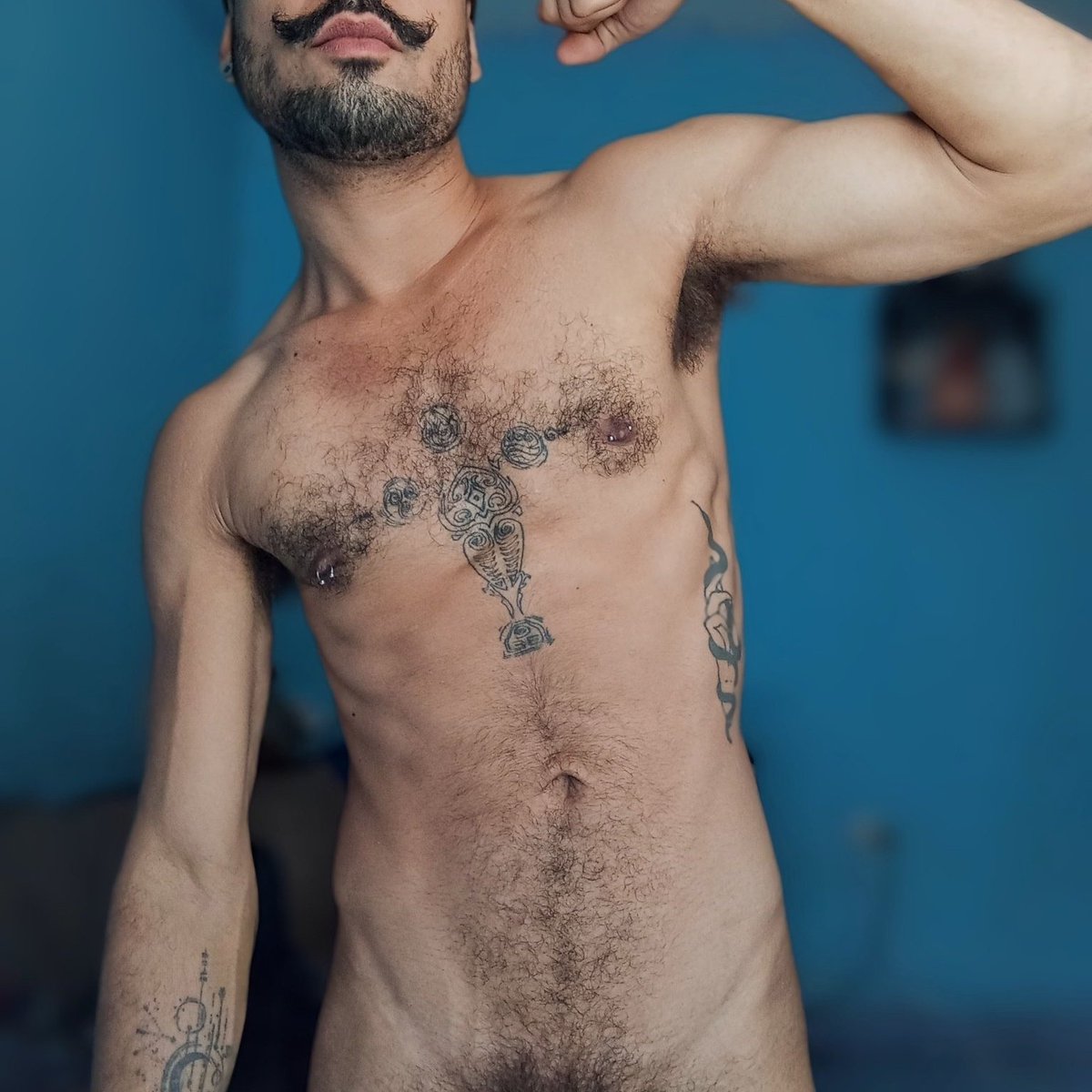 ꫀ᥊hᥴᎧ૨ριus tweet media