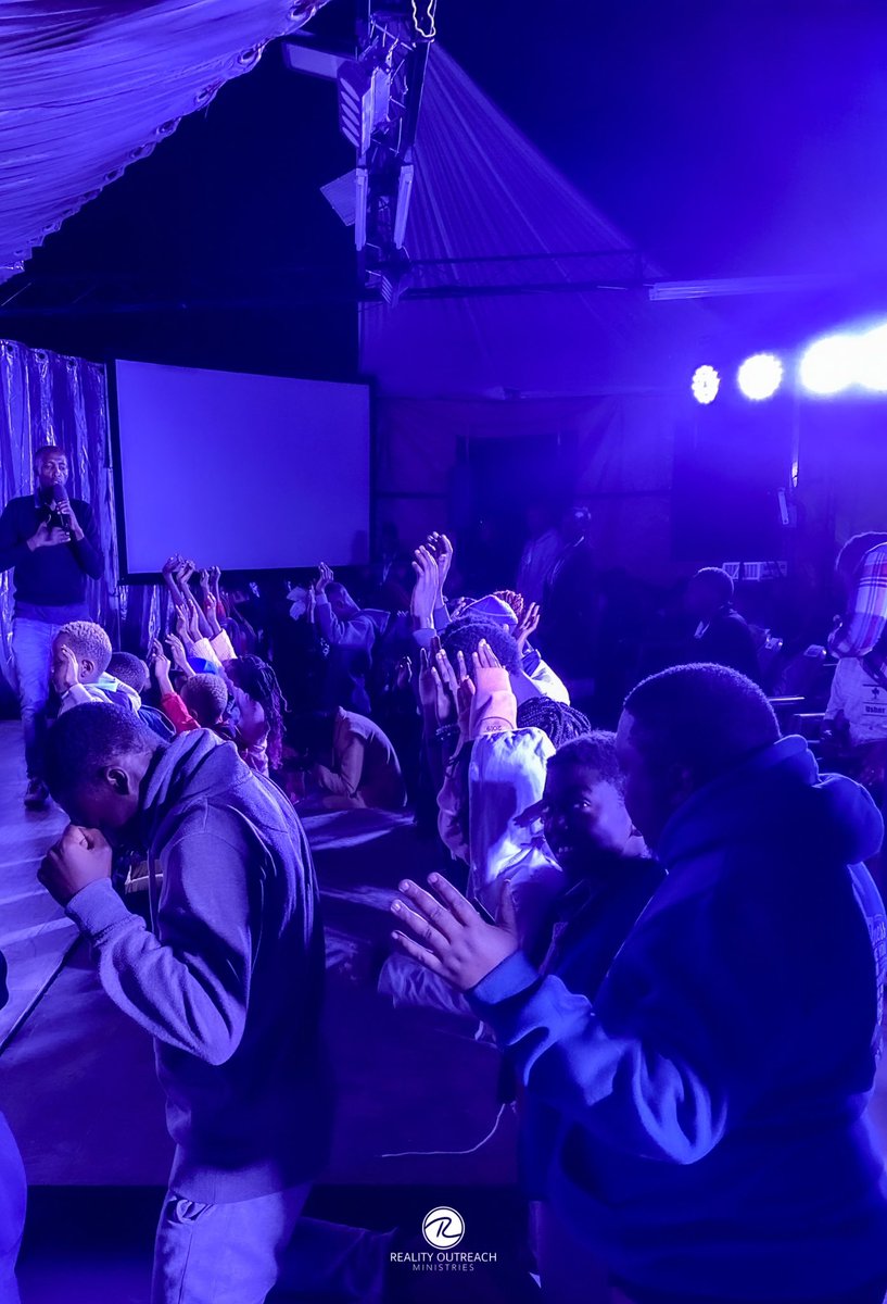 HGHFEASTAFRICA's tweet photo. Great first night at Inkeepers Ministries.There are two more nights to experience HGHF Christmas Edition.
#ReachingTheNations #SoundsOfRevival
#OneProductionAtaTime #Outreach #RealityStrikes
#OneProductionAtaTime #JesusLovesYou
#TransformingLives
#Outreach #Communitylmpact https://t.co/l9kQJ92MK6