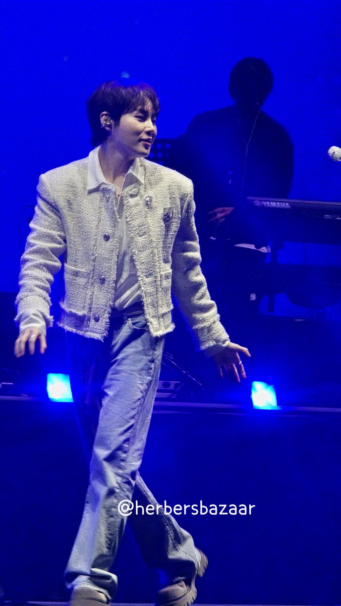 썸데이 플레로마
하성운 💙
#hasungwoon