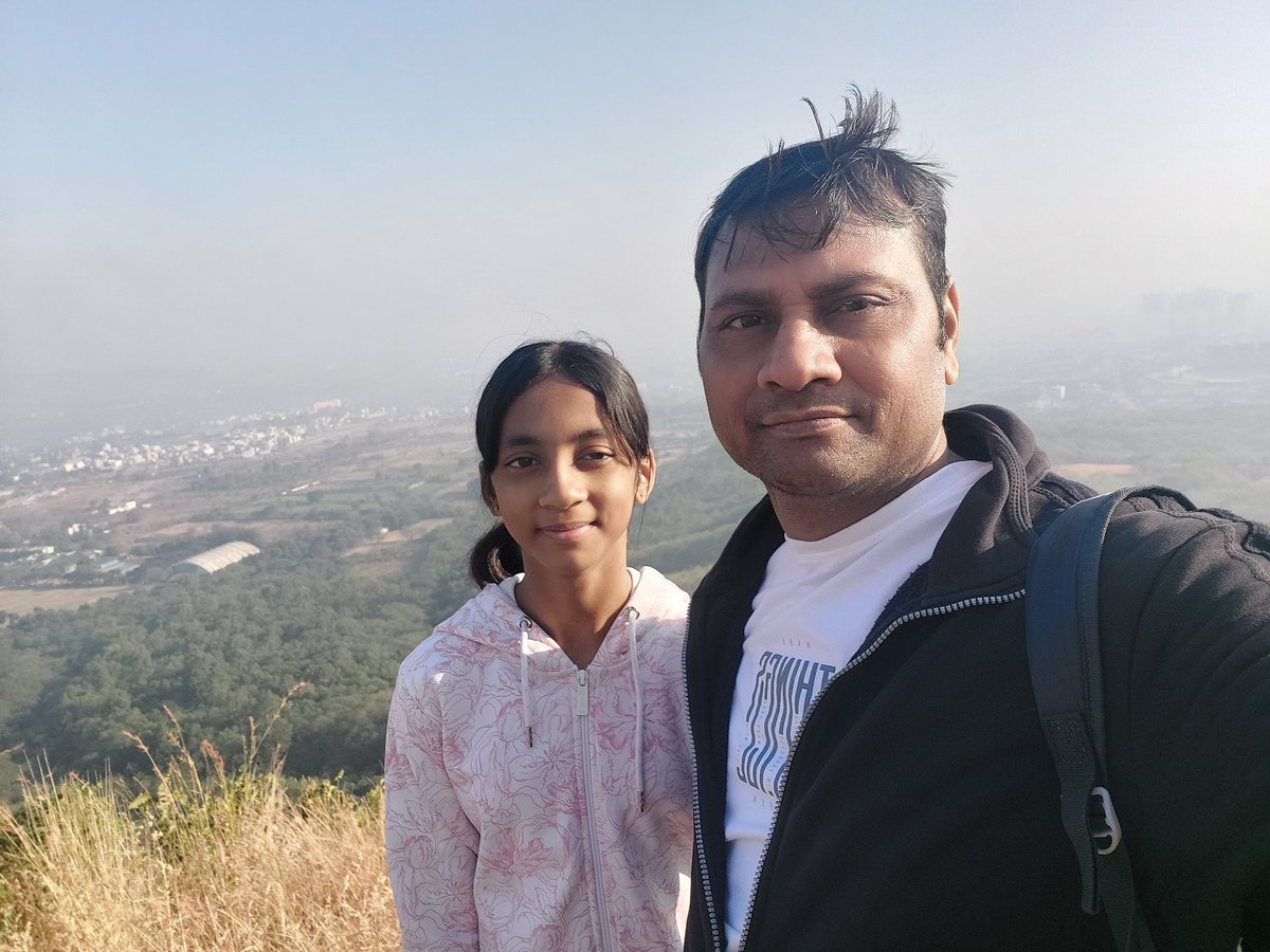 PBSRAJPUT's tweet photo. Enjoyed a refreshing morning trek with @GMDhairyaRajput @GMBhumikaRajput @NeetuSingh44176 at Ghorawadeshwar! 🌄 The cool breeze, peaceful trails, and breathtaking views made it an unforgettable experience. Nothing beats the calmness of nature and the joy of conquering heights. https://t.co/iF8obFSwKz