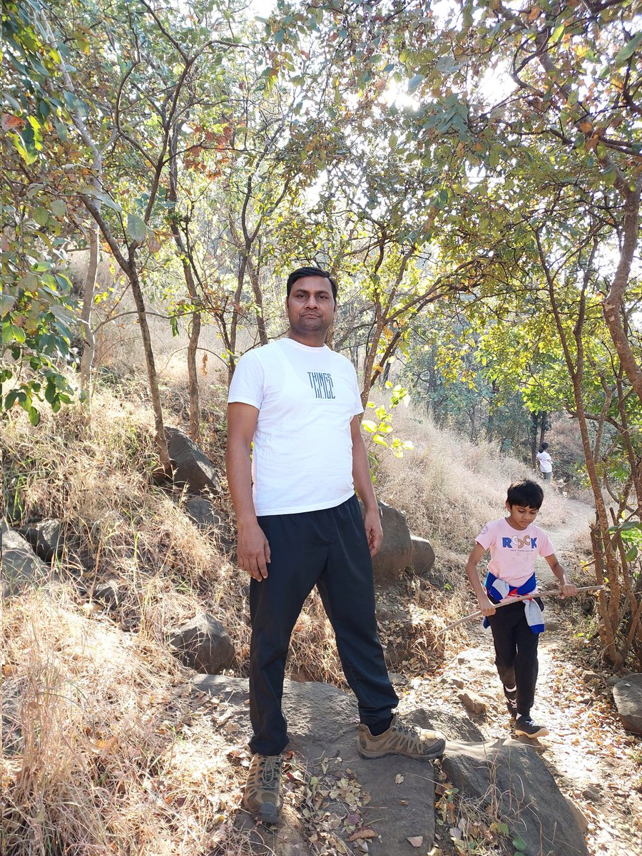 PBSRAJPUT's tweet photo. Enjoyed a refreshing morning trek with @GMDhairyaRajput @GMBhumikaRajput @NeetuSingh44176 at Ghorawadeshwar! 🌄 The cool breeze, peaceful trails, and breathtaking views made it an unforgettable experience. Nothing beats the calmness of nature and the joy of conquering heights. https://t.co/iF8obFSwKz