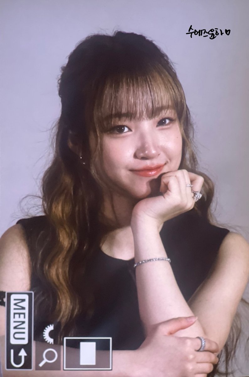 Suez_YunHa's tweet photo. 241214

#윤하야_여기봐봐 #유니스 #UNIS #방윤하 #YUNHA #빵윤하 https://t.co/7pnT2eigXB