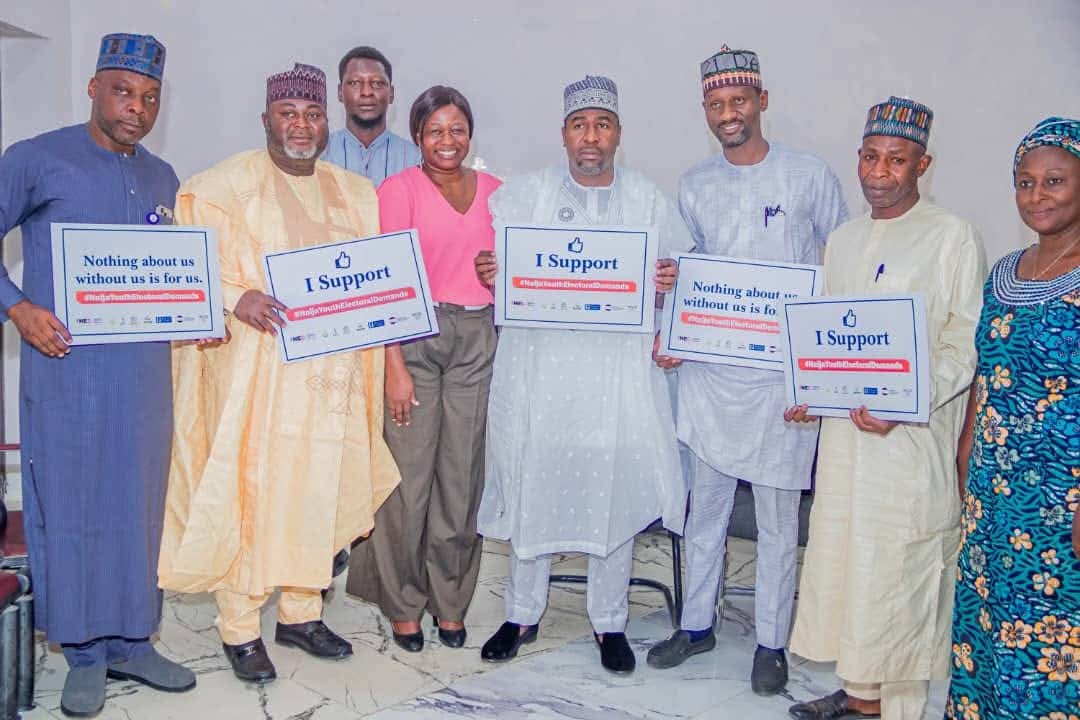We paid an advocacy visit to the Hon. Speaker of Kaduna State  <a href="/YusufLiman_/">Rt. Hon. Yusuf Liman</a> to discuss the Youth Electoral Reform Project. The visit was aimed to engage  the Northern Speakers Forum, who happens to be the Chair. 
<a href="/NDI/">National Democratic Institute</a> <a href="/NEDemocracy/">NEDemocracy</a> 
#NaijaYouthElectoralDemands