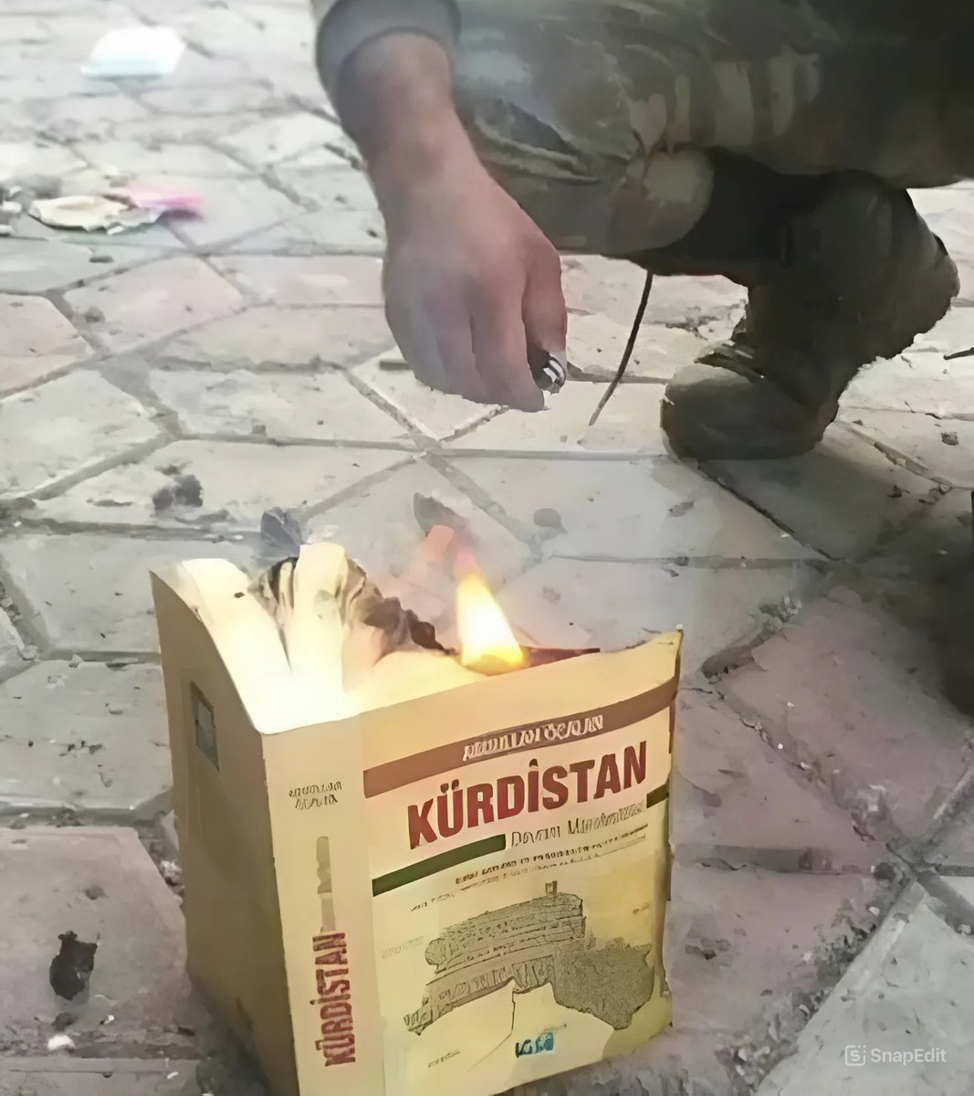 xmilitarist's tweet photo. sabahları soğuk oluyor ısınmak lazım https://t.co/Sca8DZB2HN