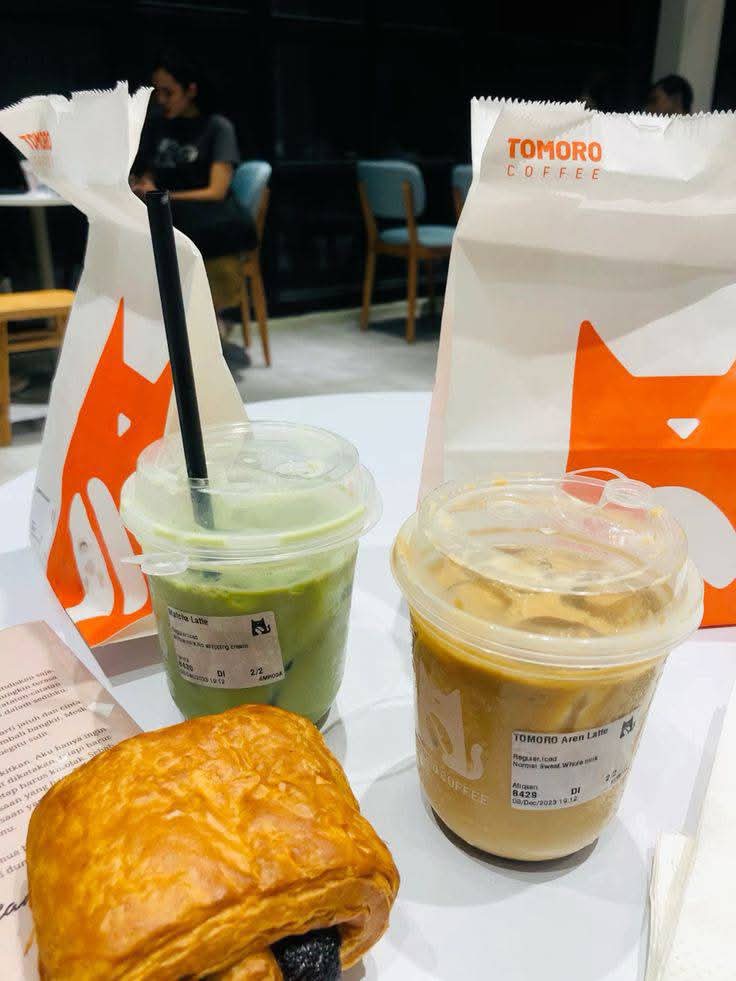 kerabat_setan's tweet photo. ❗ Shopeefood ❗
Cocok  buat yg di kerjaan pada ngantuk. . 
Nih aku ada diskon 60% di tomoro coffee buruan
https://t.co/BZ0nZipDEe https://t.co/u6ONPiUHI1