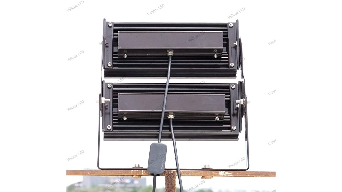 VeltroxL's tweet image. 250W LED Lens Flood Light💡

Waterproof and unbreakable lights aesthetically designed for outdoor purpose👍

For More Details Contact
VELTROX LED LIGHT
+91 7984 777 165

#veltrox #veltroxled #veltroxledlight #veltroxindustries #lights #ledlights #ledlightmanufacturer #floodlight