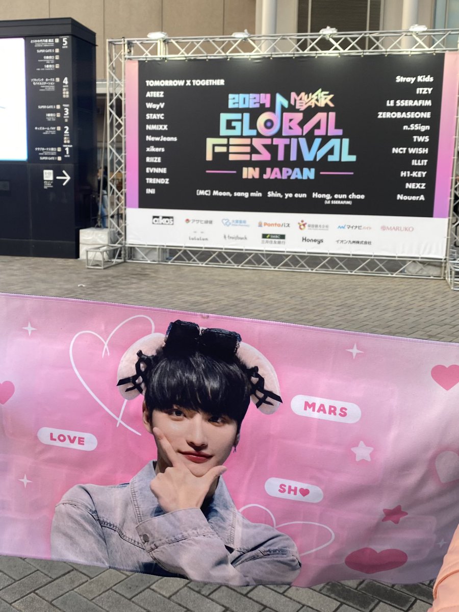 KQPenguin's tweet photo. 성화╰(*´︶`*)╯♡ https://t.co/ZbAvfqnoPd