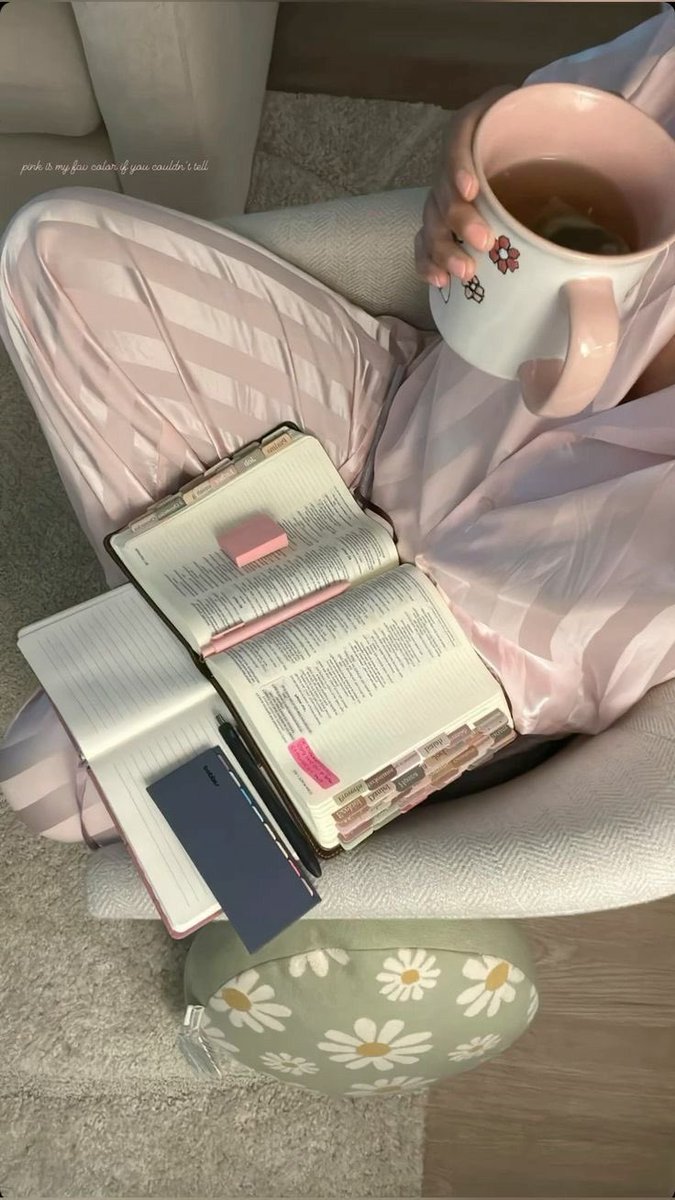 classyladylife's tweet image. morning study