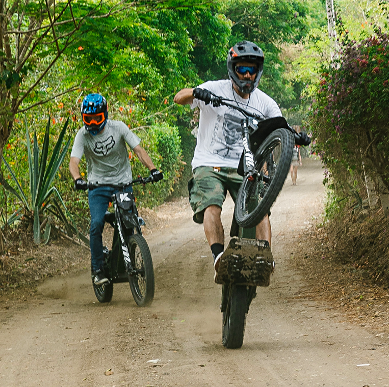 mountain_motos's tweet image. It is just a thrilling ride with a buddy after work. 🔥😂 Kuberg Rangers ⚡🏍
HOLIDAY SEASON!
#kuberg #kubergranger #electricbike #ElectricMotorcycle #FamilyTime  #funtimes  #happyweekend #WeekendVibes