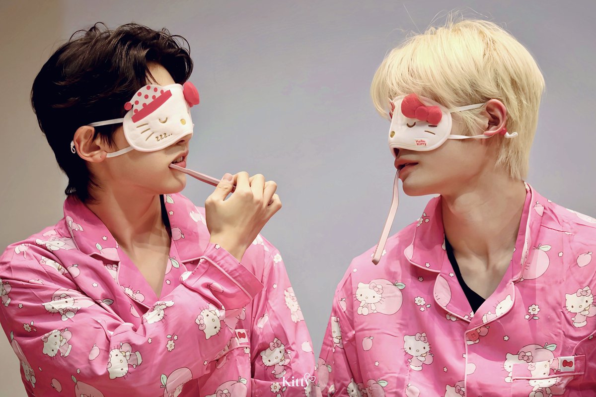 you_kitty528's tweet photo. 241001 

ᴘᴘᴜꜱᴀᴍᴢ ⚞^  ྀིᴗ  ̫ ᴗ^⚟ 🪥 ♥️◝｡

#석매튜 #SEOKMATTHEW #ソクマシュー #김지웅 #KIMJIWOONG #キムジウン #제로베이스원 #ZEROBASEONE #제베원 #ZB1 https://t.co/PpUfycOyt2