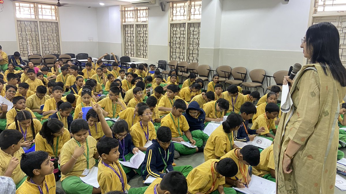 NehalShahBJP's tweet photo. Had an enriching interaction with the bright young minds of Grade 6 at Shri Hirji Bhojraj & Sons CVO Jain Chhatralaya (Shishuvan School), Matunga.

Discussed how the municipal corporation functions. Their curiosity and thoughtful questions showed their eagerness to learn, and their enthusiasm made the session truly memorable!

#Matunga #Seminar