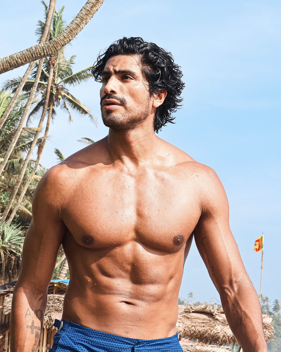 Hello X 🇱🇰✨🏄🏽‍♂️🌊🏝️ #BeachLife