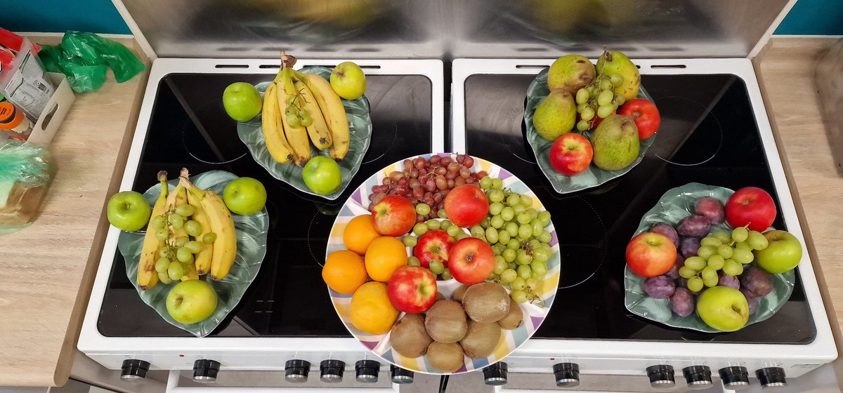 Yesterday we had our fruity Friday on Spring ward 😋 <a href="/AnnJinOT/">Ann in OT North View</a> <a href="/ChristineE_OT/">Christine 🌻</a> <a href="/GMMH_NHS/">Greater Manchester Mental Health</a>
