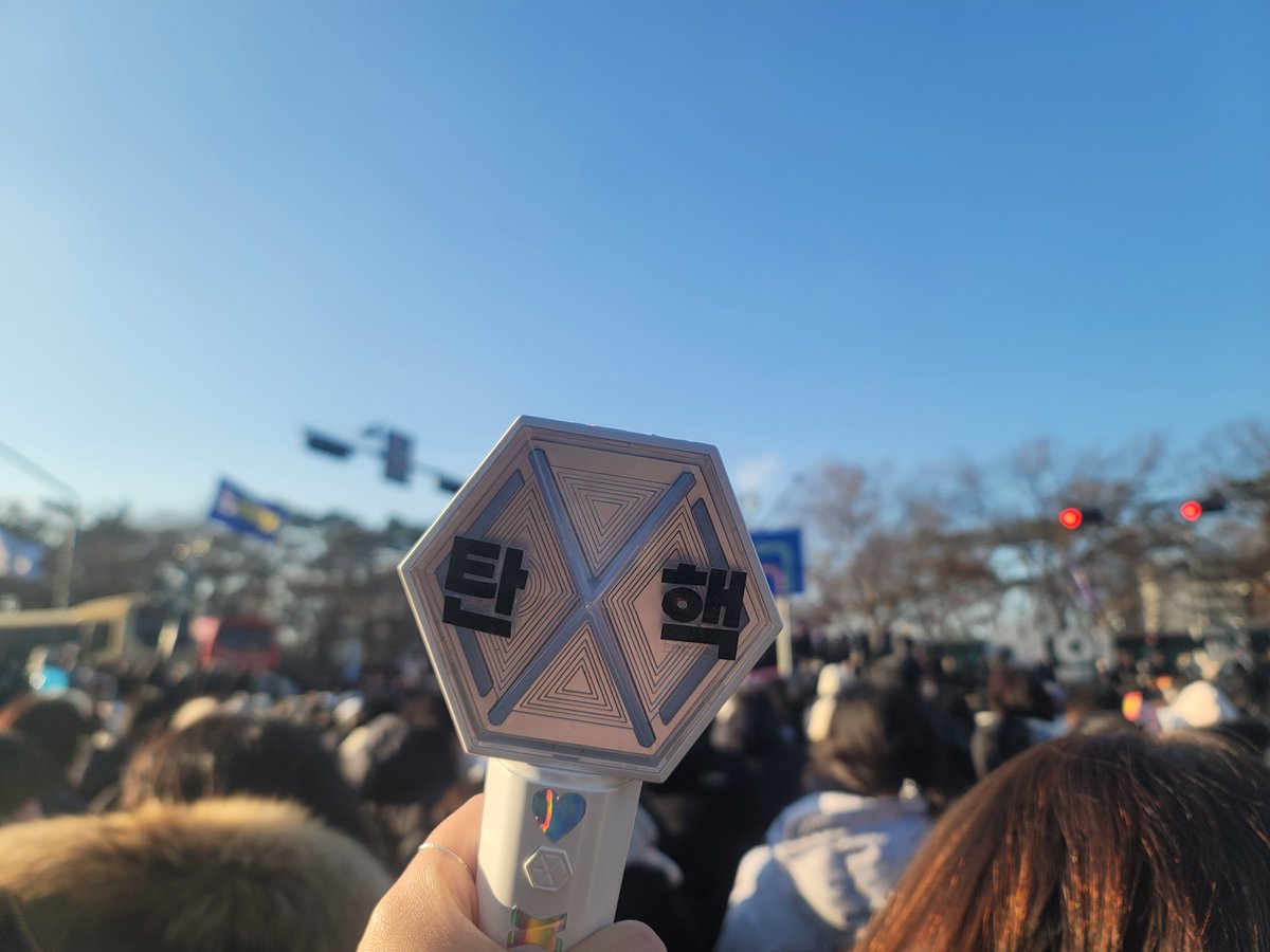 BestHeal's tweet photo. 꼭 우리나라가 다시 안정을 되찾기를, 간절히 바라고 기도한다. https://t.co/hrXqYpR5WI