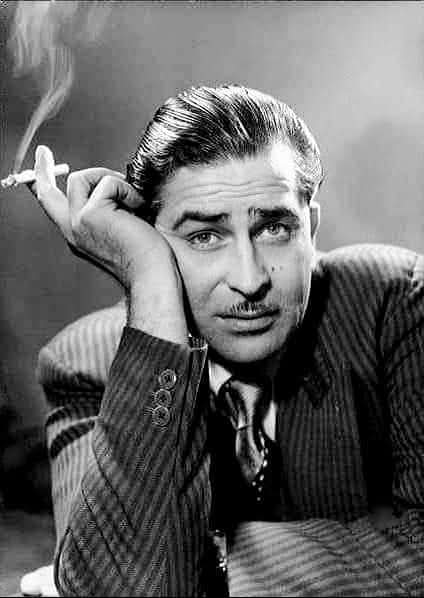 adityarasingh's tweet photo. T262: When you talk about indian cinema, Raj Kapoor's name is written in golden letters.
From Aag to Awara from Awara to Anari, Andaz , Chori Chori, Barsaat, Sangam, Teesri Kasam he left his mark in every movie.
Remembering the Greatest Showman of Indian cinema.
#Rajkapoor https://t.co/IPlWbP4hdZ
