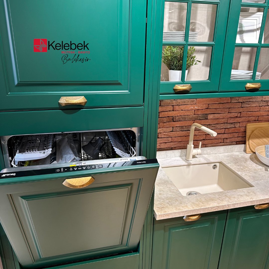 Bulaşık makinesini doldurup boşaltırken artık eğilmenize gerek yok 😌  Doğru projelendirme ve ergonomik çözümlerle, mutfağınızda her iş çok daha rahat ve keyifli hale geliyor. Peki siz mutfağınızda en çok neyi değiştirmek isterdiniz?