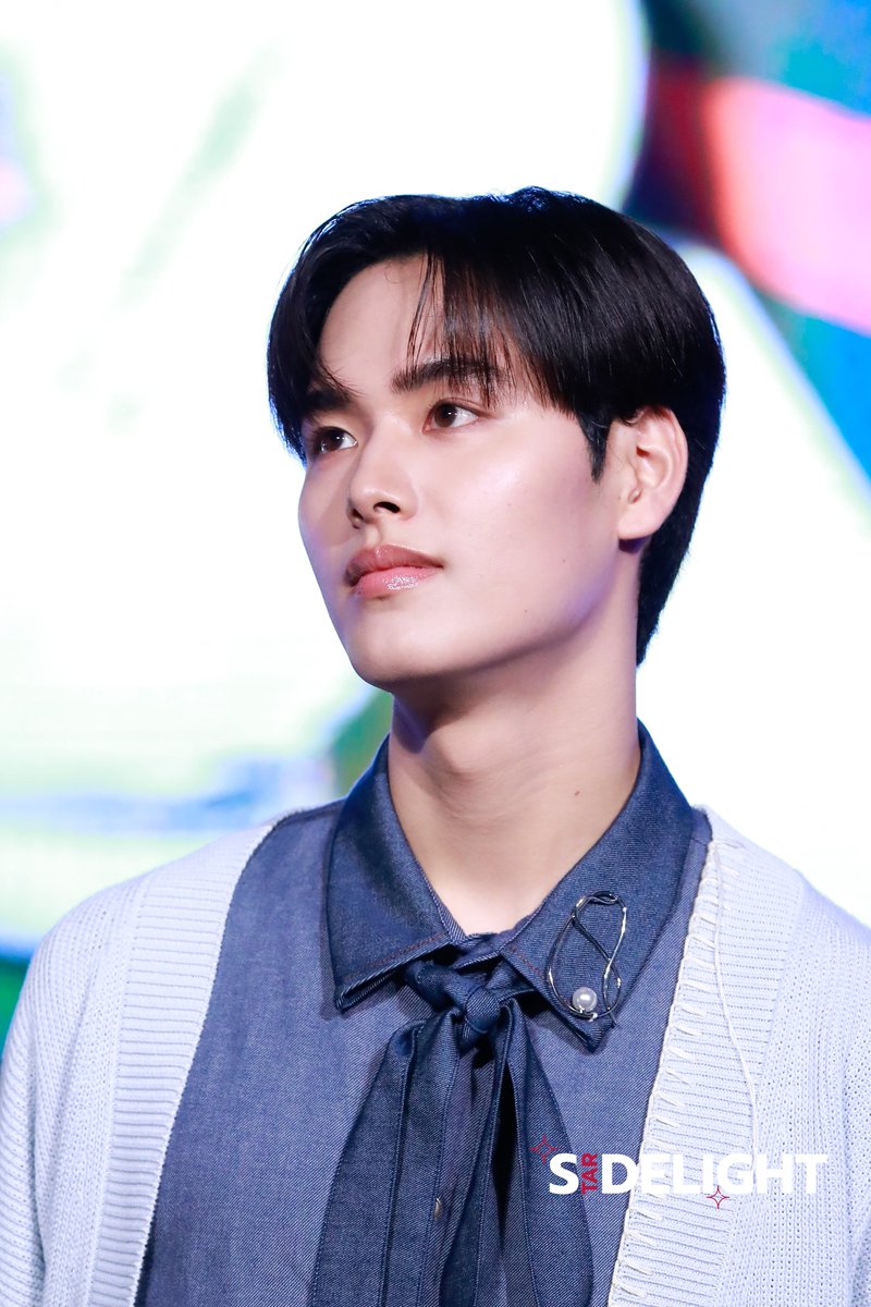 StarDelight tweet media