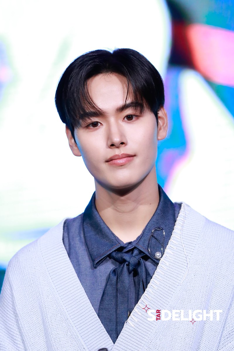 StarDelight tweet media