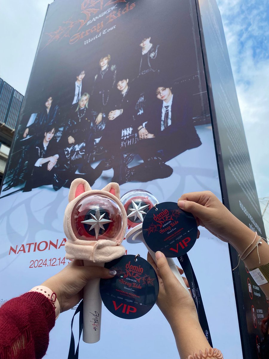 ST(R)AYKIDS! 🍀🎒전사 이엔이~ 🧚🏻‍♀️ tweet media