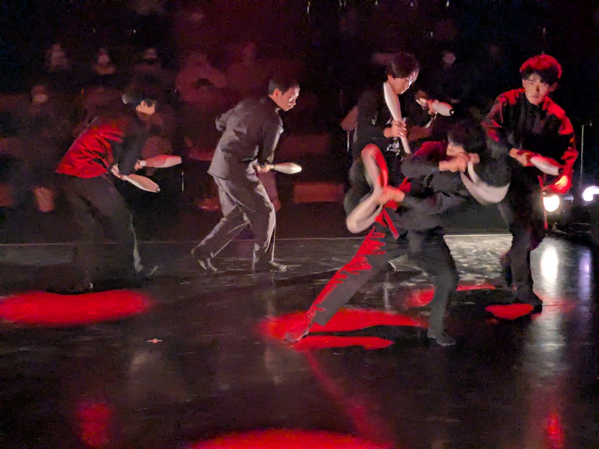 cly08970's tweet photo. フラトレス公演、アフターイベントのシーン再演も含めて最高でした！

前回公演も観てますが、メンバーが変わればまた違った味わいがありとても楽しかったです。
（10周年公演おめでとうございます。今後の益々のご活躍も楽しみにしております）

#ボーダーライン再演 https://t.co/ltFBaGjPb4