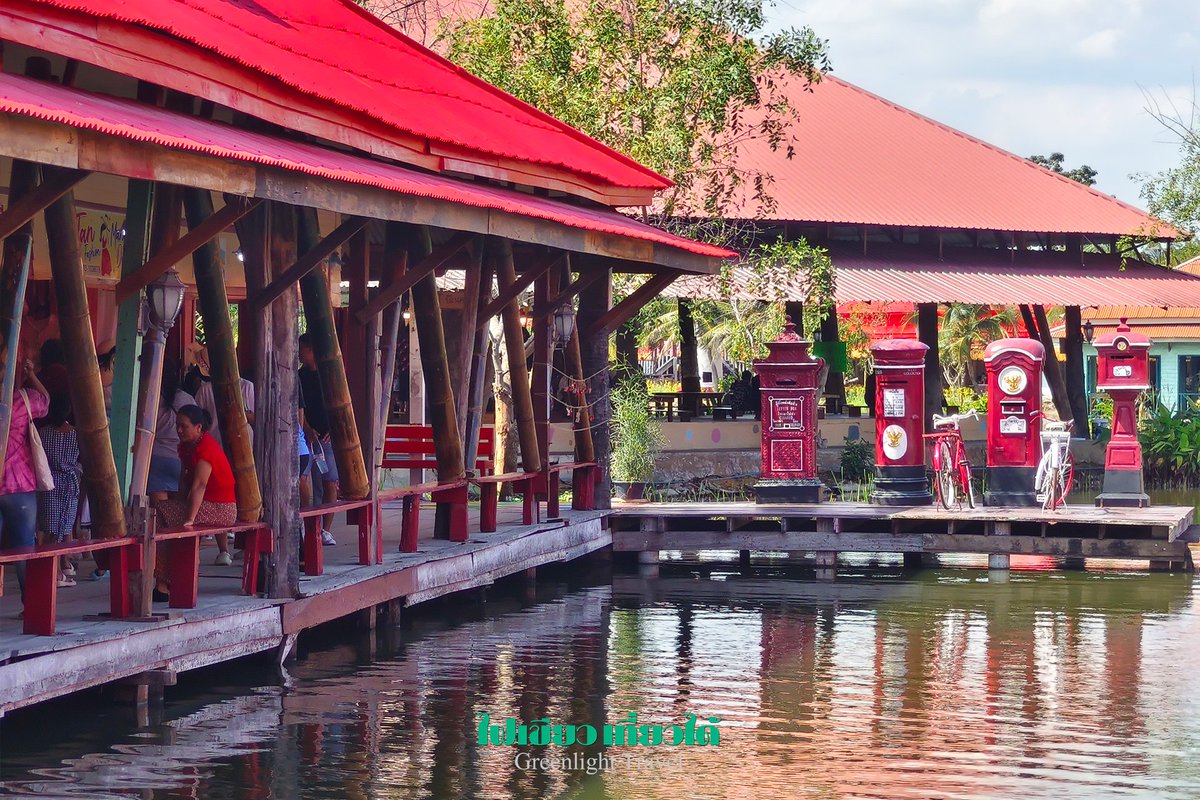 greenlighttrav's tweet photo. ตลาดน้ำหัวหินสามพันนาม ประจวบคีรีขันธ์
อีกหนึ่งหมุดหมายที่เที่ยวไม่ไกลจากเมืองหัวหิน เป็นตลาดน้ำในบรรยากาศรัตนโกสินทร์ย้อนยุค
📍ค่าบริการ :  ไม่เสียค่าเข้า
#ไฟเขียวเที่ยวได้🚲 #ตลาดสามพันนาม #สามพันนาม #สามพันนา #หัวหิน #หัวหินทริป #ประจวบ #ประจวบคีรีขันธ์ #เที่ยวประจวบ https://t.co/asjCGVbvd6